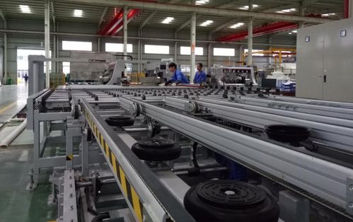 玻璃機(jī)械的發(fā)展史與現(xiàn)狀 從手工到智能的裝備革新之路